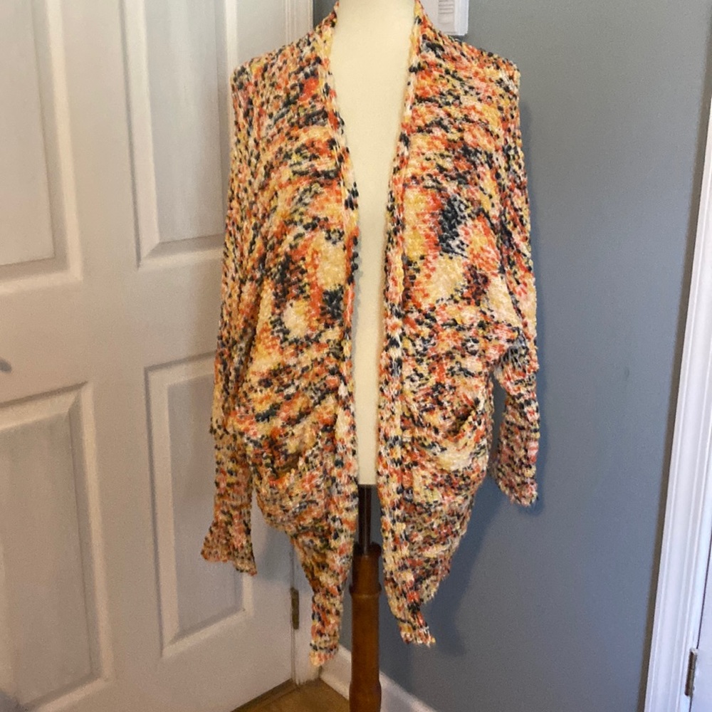 NWOT Umgee multi-colored batwing cardigan